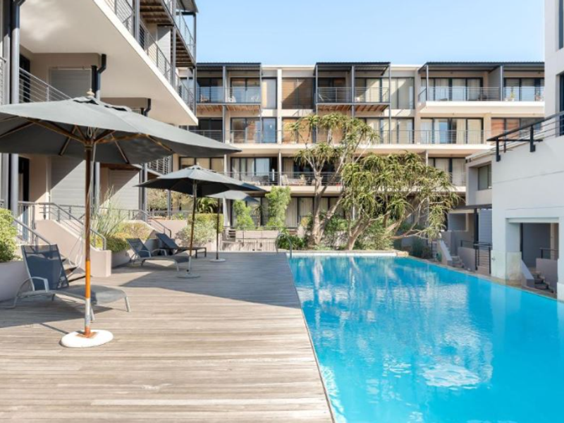 Dual-Unit Art Deco Investment in Cape Town CBD – Own a Piece of History - Photo 2