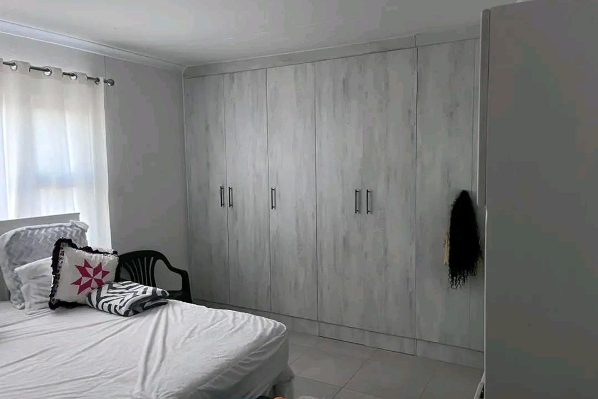 2-Bedroom House for Sale – Ehenye, Oshakati,N$1 200 000.00 cost exclusive - Photo 4