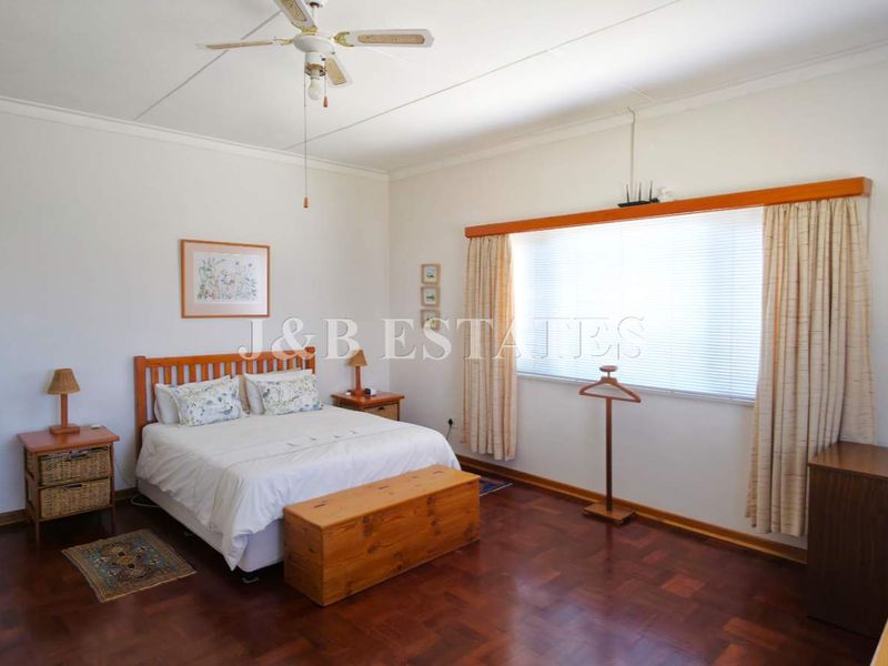 Family House With Flatlet - Photo 8