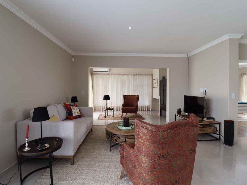 Modern One-Level Coastal Townhouse with Private Garden for Sale in Swakopmund, Namibia - Photo 5