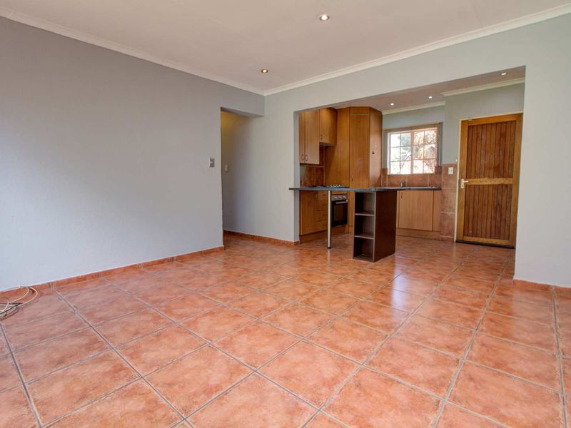 Your Ideal Townhouse: Entertain, Relax, and Live Comfortably! - Photo 7