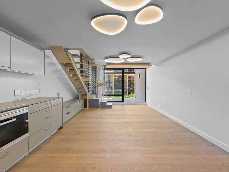 Stylish Newly Renovated 3-Bedroom Apartment To Rent in The Orangerie - Exceptional Quality | Secure Parking - Photo 4