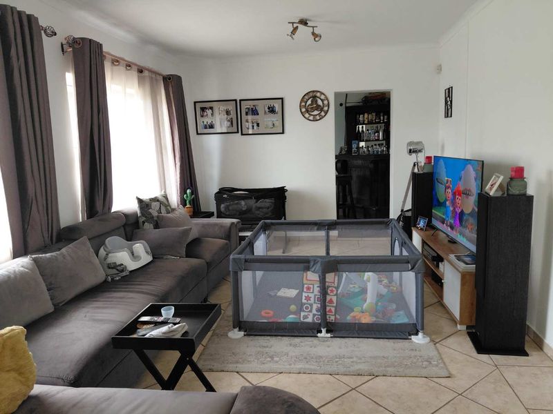 Discover Luxury Living in a Secure Family Enclave - Photo 8