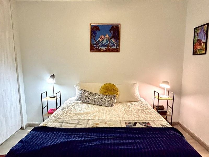 Stunning Four Seasons Apartment! - Photo 8