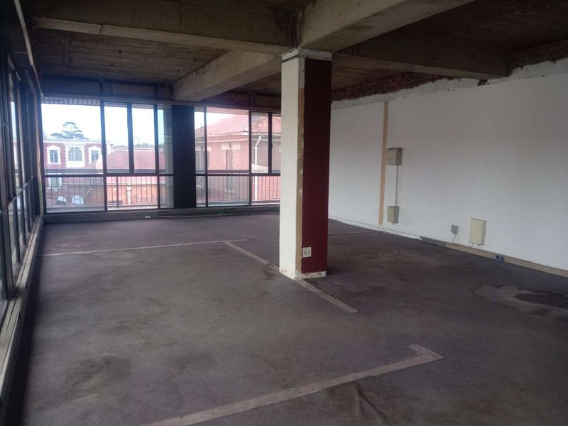 Flagship 200 m2 Retail or Office Space To Let | Third Floor with Stunning Panoramic Views | Boksburg | High Exposure | Prime Commercial Address - Photo 4