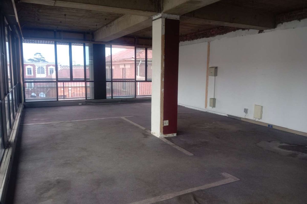Flagship 200 m2 Retail or Office Space To Let | Third Floor with Stunning Panoramic Views | Boksburg | High Exposure | Prime Commercial Address - Photo 4
