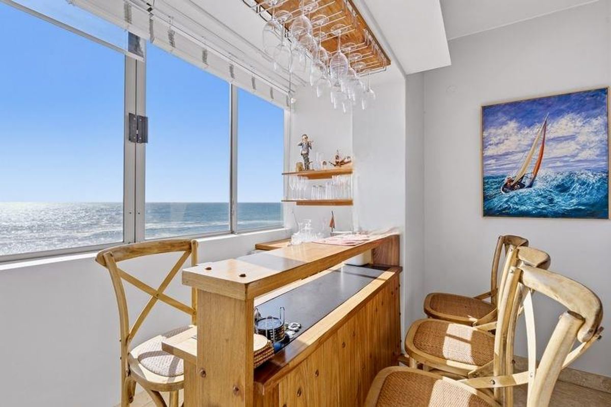 Most sought after - Photo 5