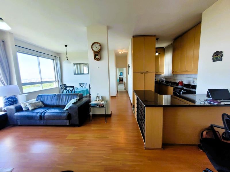 Two Bedroom Apartment - Hillside Residence Panoramic views - Photo 9