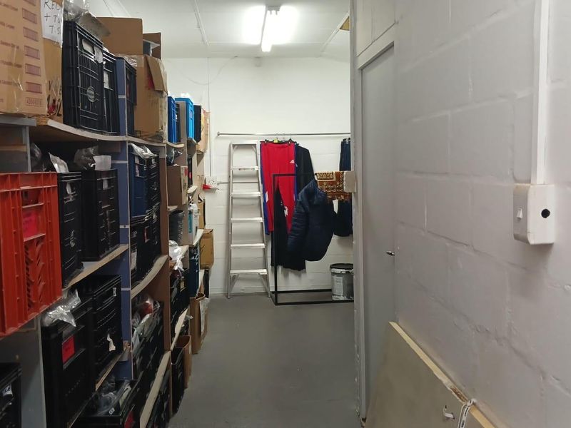 90 sqm Retail Space To Let | Ottery Value Centre - Photo 6