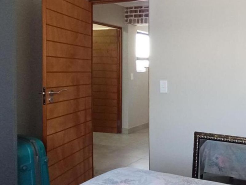A home that reflects your success. - Photo 10