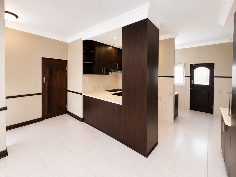 Beautiful Home in Exclusive Retirement Village adjacent to the 7 Dams Conservancy - Photo 2