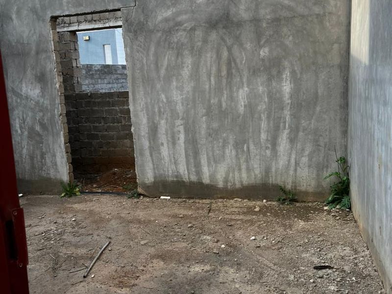 4 Bedroom House For Sale in Academia - Photo 6