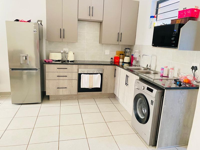 2 Bedroom House for Sale in Theresapark - Photo 3
