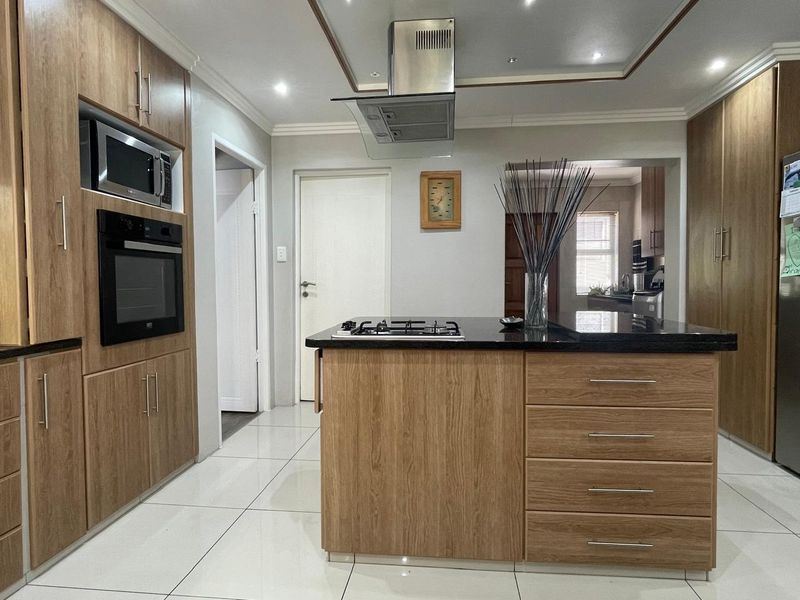 Coastal Bliss - Photo 3