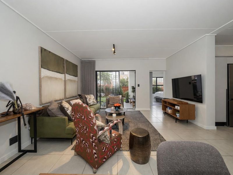 FULLY FUNRISHED THREE BEDROOM GROUND FLOOR APARTMENT FOR SALE!!! - Photo 4