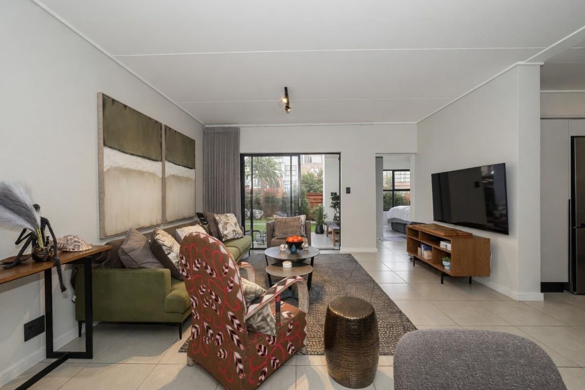 FULLY FUNRISHED THREE BEDROOM GROUND FLOOR APARTMENT FOR SALE!!! - Photo 4