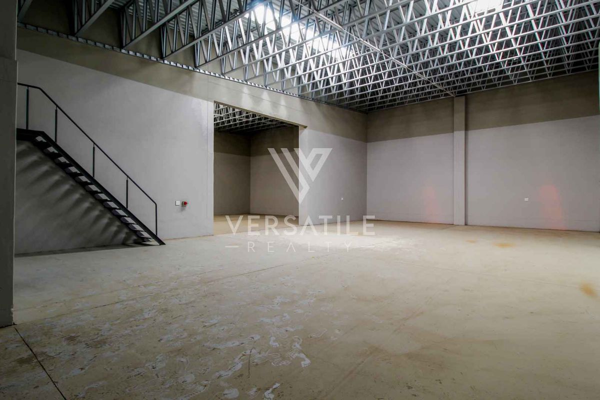 Two adjacent Warehouses for Sale in the Light Industrial Area, Walvis Bay - Photo 2