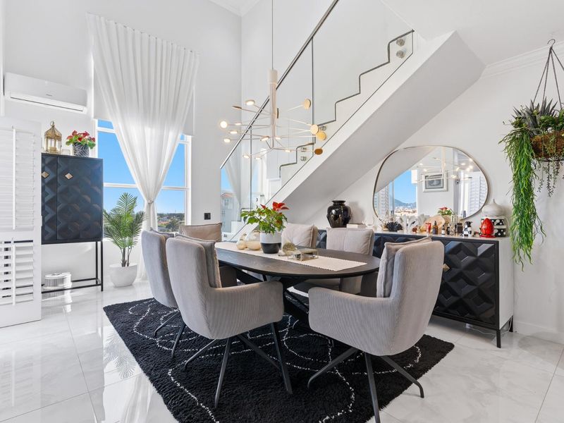 Newly renovated penthouse is a dream home - Photo 5