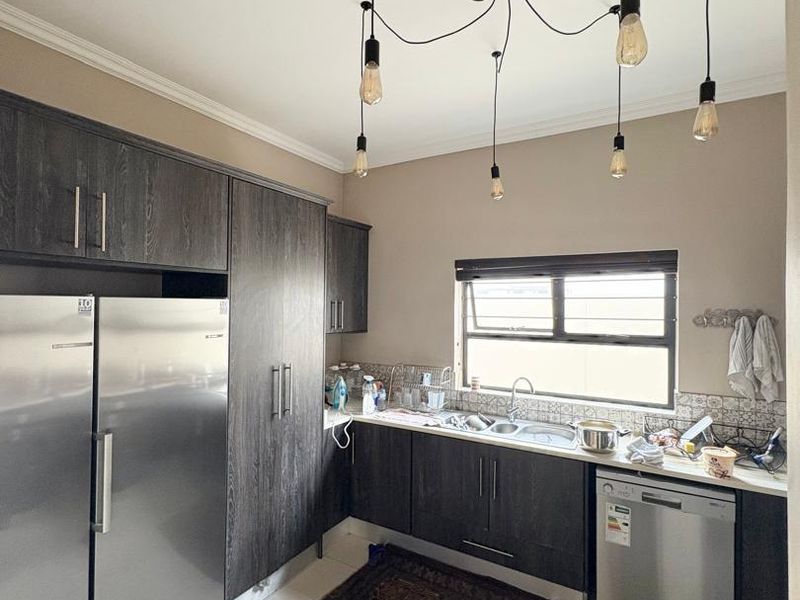 3 Bedrooms House To Rent in Meersig - Photo 7