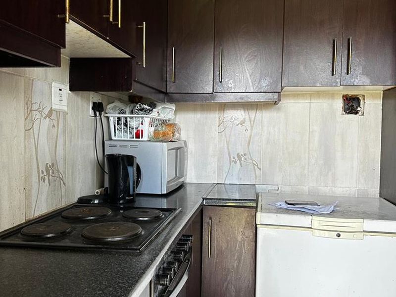 Your Next Home Awaits! 3-Bedroom Rental with En Suite & Garage - Photo 7