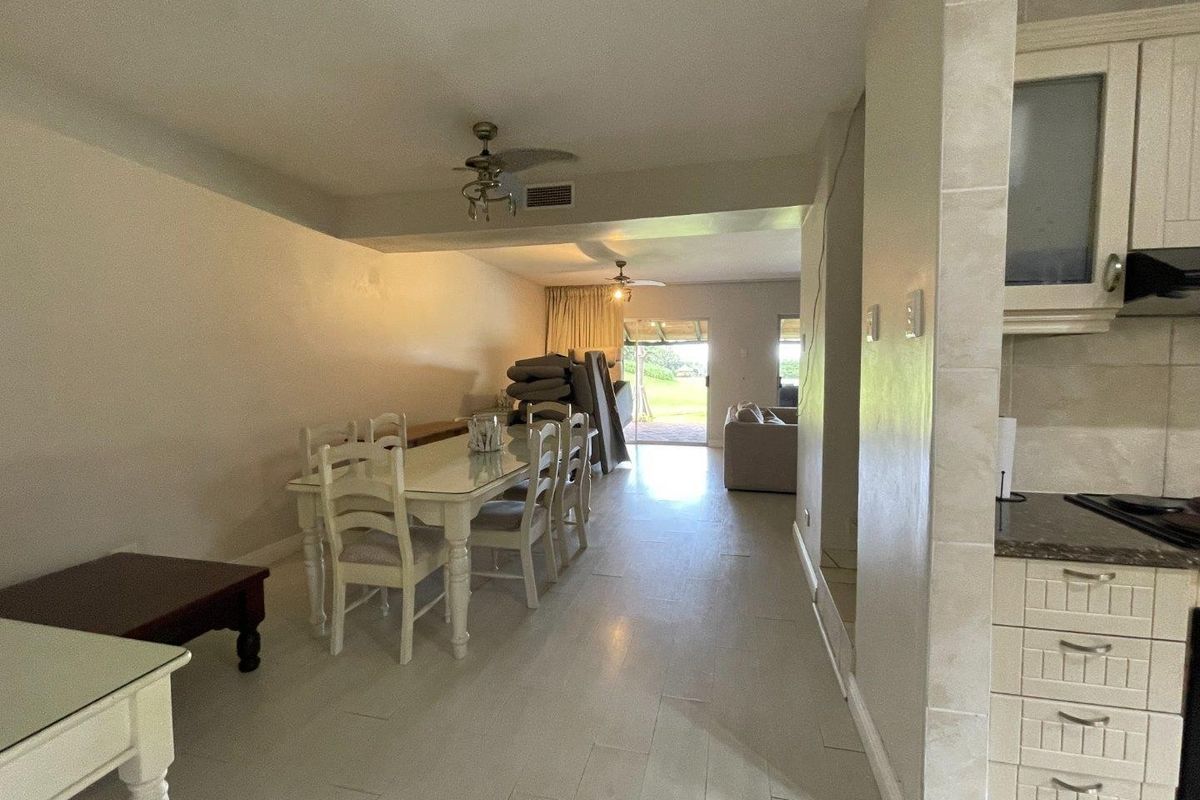 Fully Furnished 3-Bedroom Beachfront Apartment – Longbeach - Photo 3