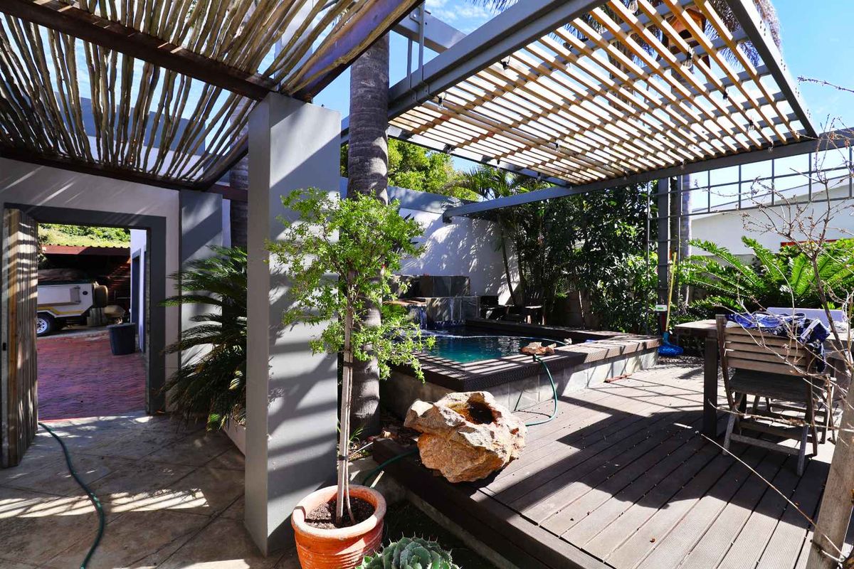 Where Comfort Meets Convenience - Photo 3