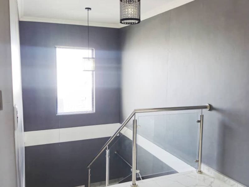 Modern 5 Bedroom Family Home for Sale in Swakopmund Ext 1 (Near NamPower) - Photo 8