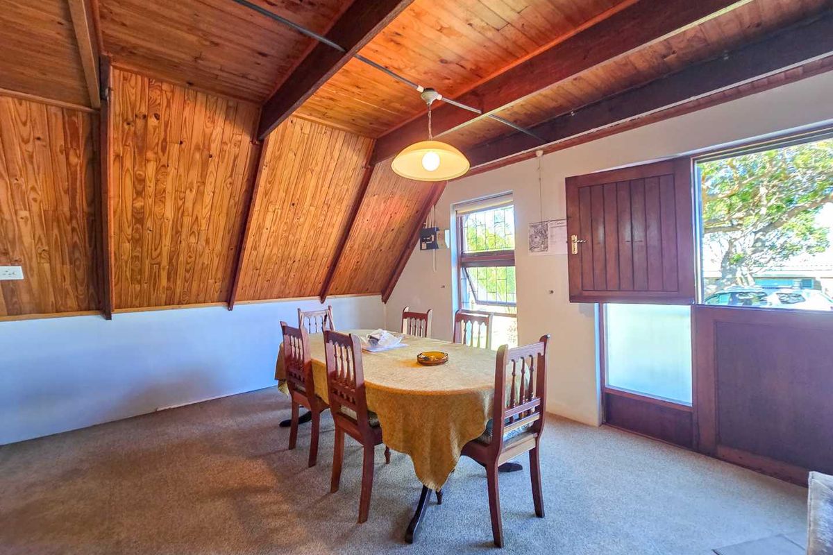 Charming A- Frame home for sale walking distance from beach and river. - Photo 4
