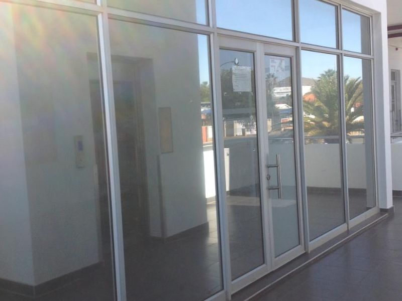 TO LET:  WINDHOEK WEST - WEST CARE MEDICAL CENTRE - Photo 5
