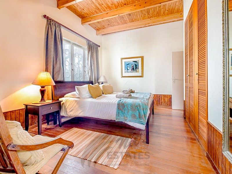 Furnished Home with Sea Views For Sale in Vineta - Photo 10