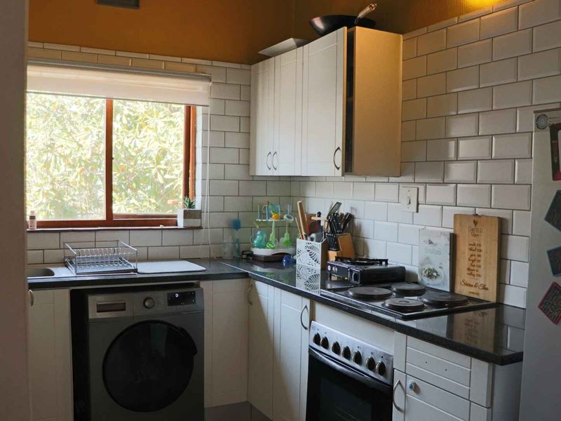 Spacious 3 Bed, 2 Bath Apartment - Paulshof - Photo 5