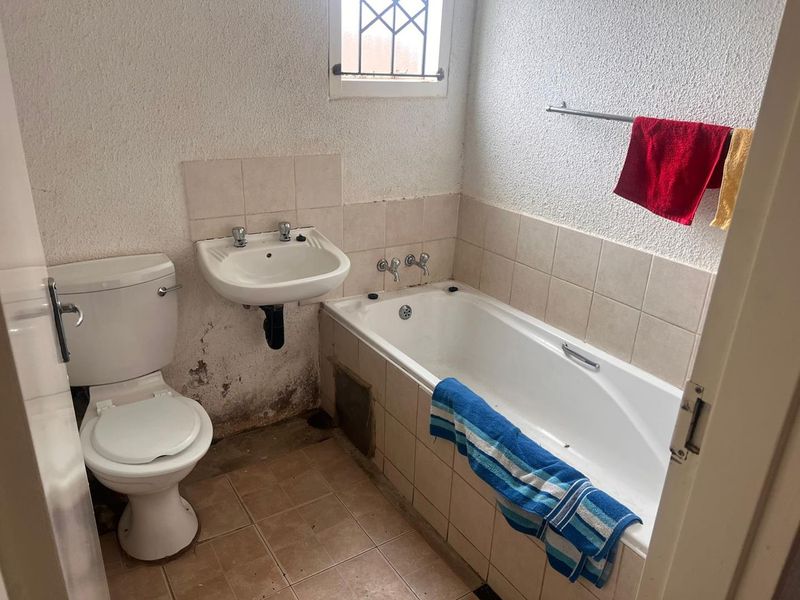 2 Bedroom House For Sale in Evaton West - Photo 5