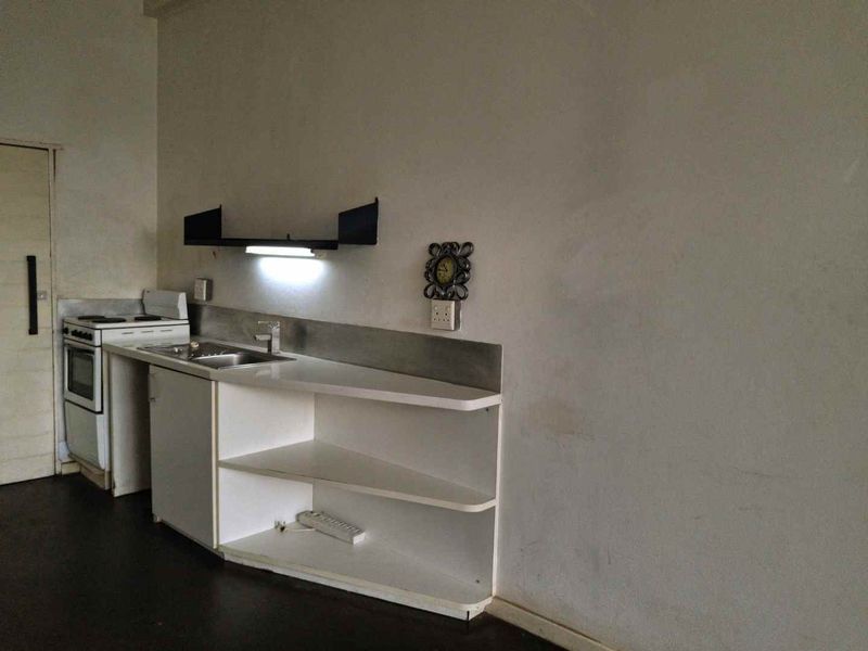 **Bright Studio Apartment for Sale at Main Street Life, Maboneng** - Photo 9