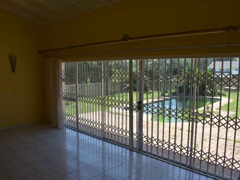 Exclusive home in upmarket area! Serrious seller!!! - Photo 8
