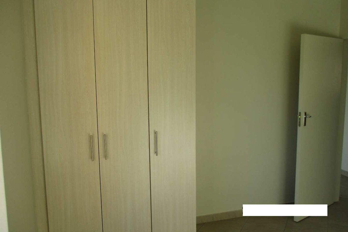 2 BEDROOM FLAT TO RENT IN PHILIP NEL PARK - Photo 5