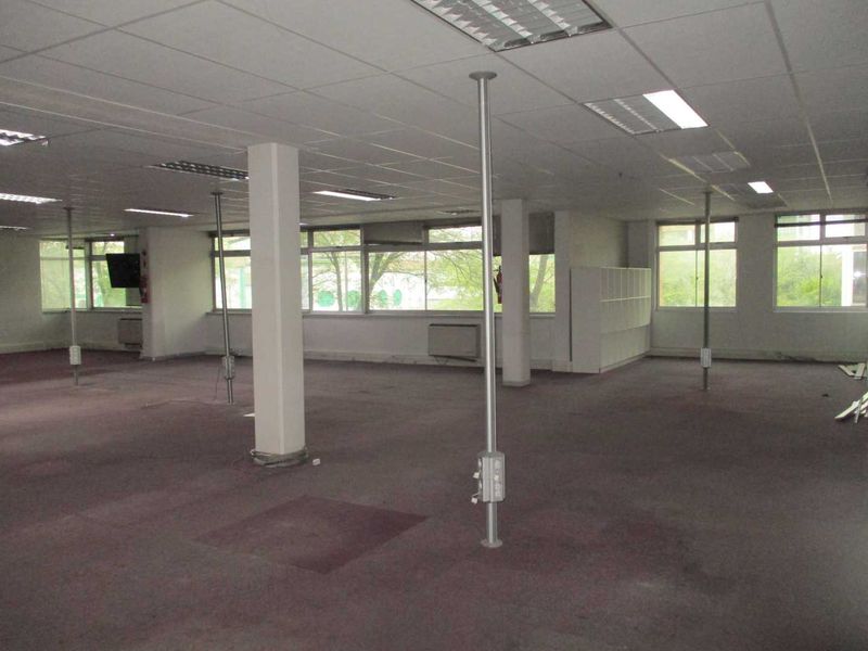 Building to Rent- Windhoek Central | Prime Commercial Property (Negotiable) - Photo 6