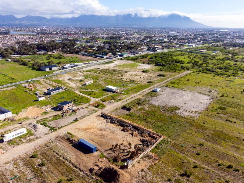 Approximately 1000sqm Vacant Land - Photo 1