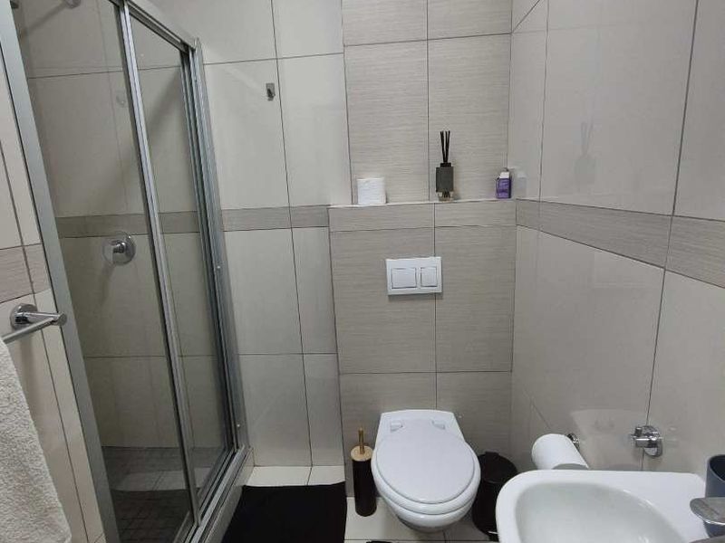 Furnish Apartment For Rent Merensky Towers - Photo 2