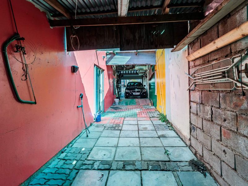 Double Story Bethelsdorp Property For Sale R650 000 - Photo 7