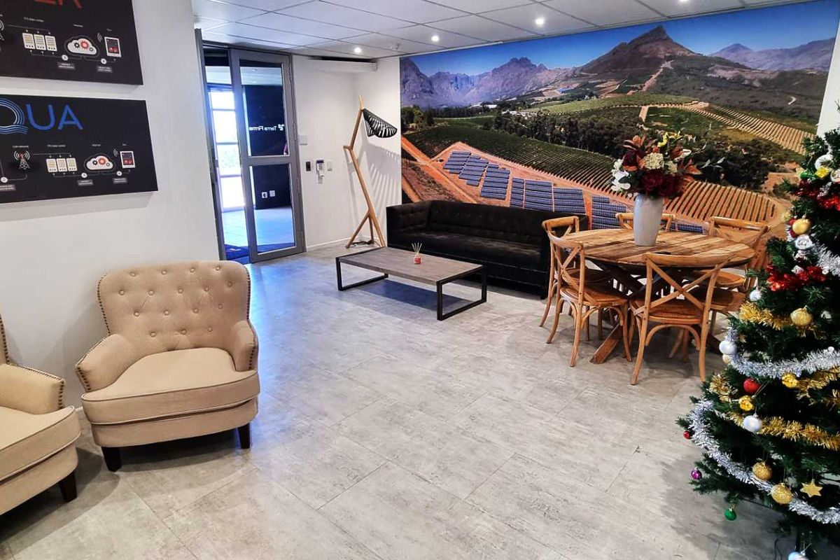 First Floor Office in Stunning Mountainside Complex - Photo 3