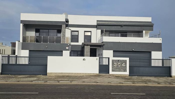 Property #2405217, House For Sale in Mile 4