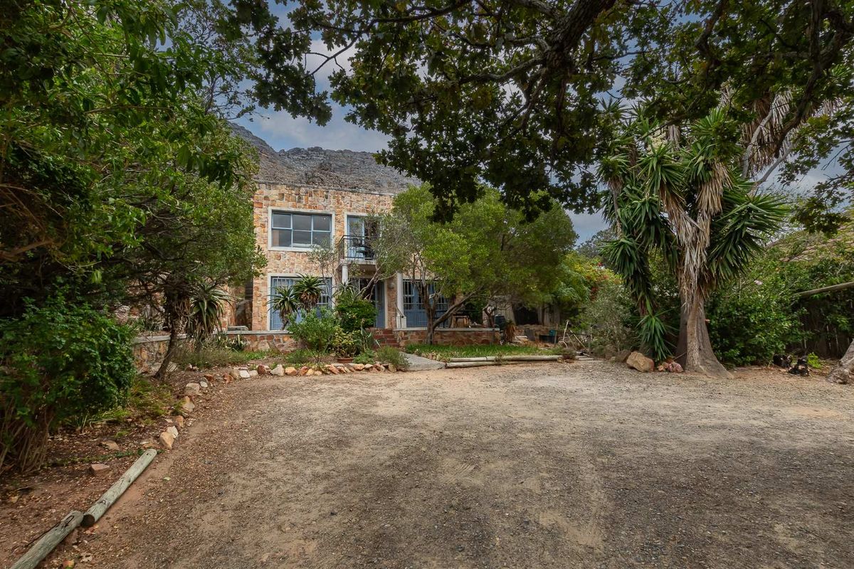 Mountainside Property With Room To Grow - Photo 5