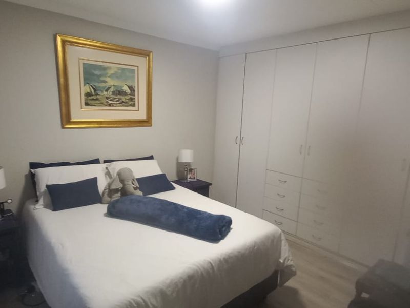2 bedroom ground floor simplex with private garden+garage+wendy for extra store facility - Photo 7