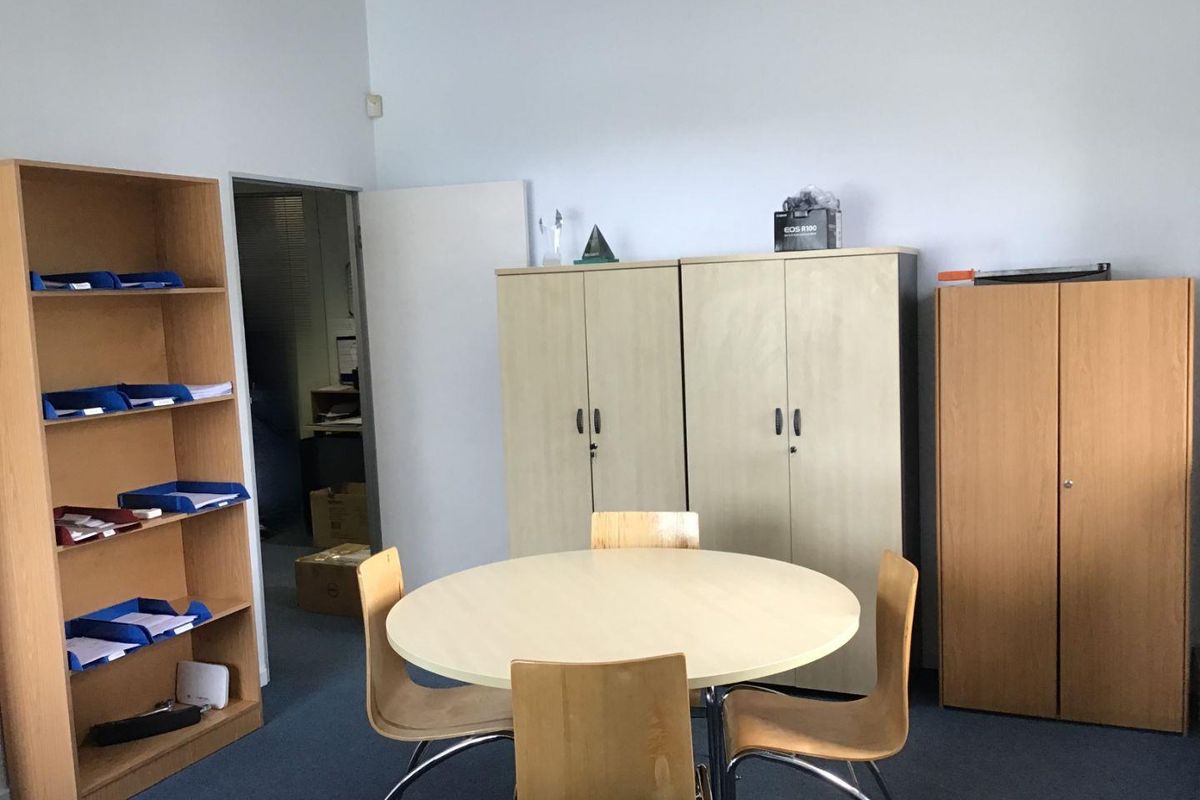 Klein Windhoek, Hidas Shopping Centre - Photo 3