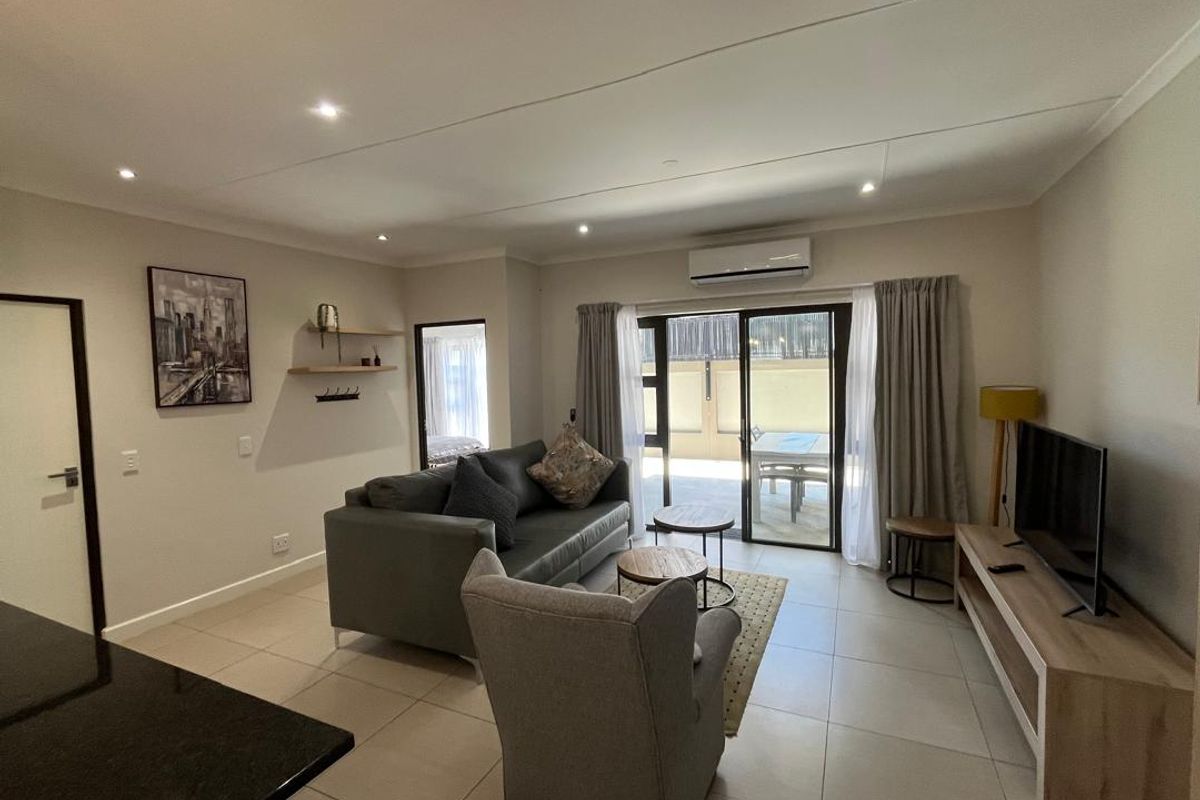 Modern Furnished Apartment 2 bedrooms, 2 bathrooms Windhoek Central - Photo 5
