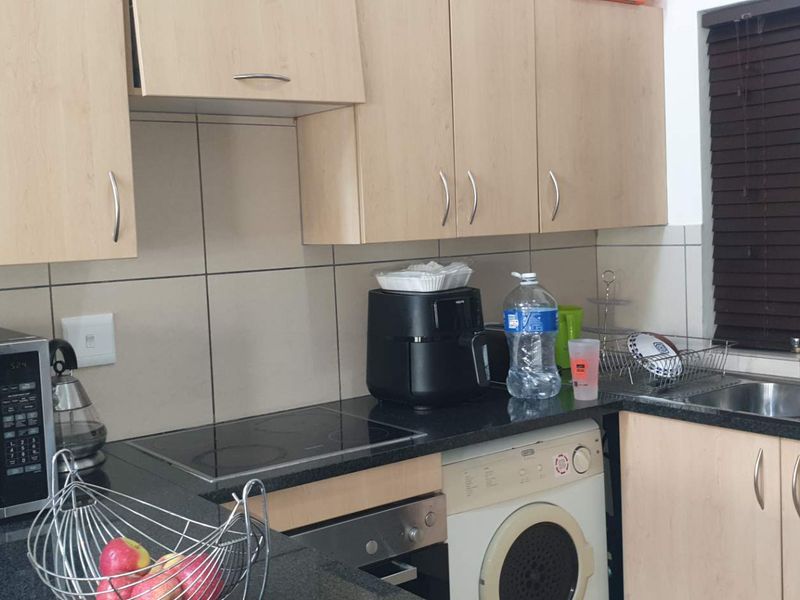 All you can ask for with the price tag to match. - Photo 9