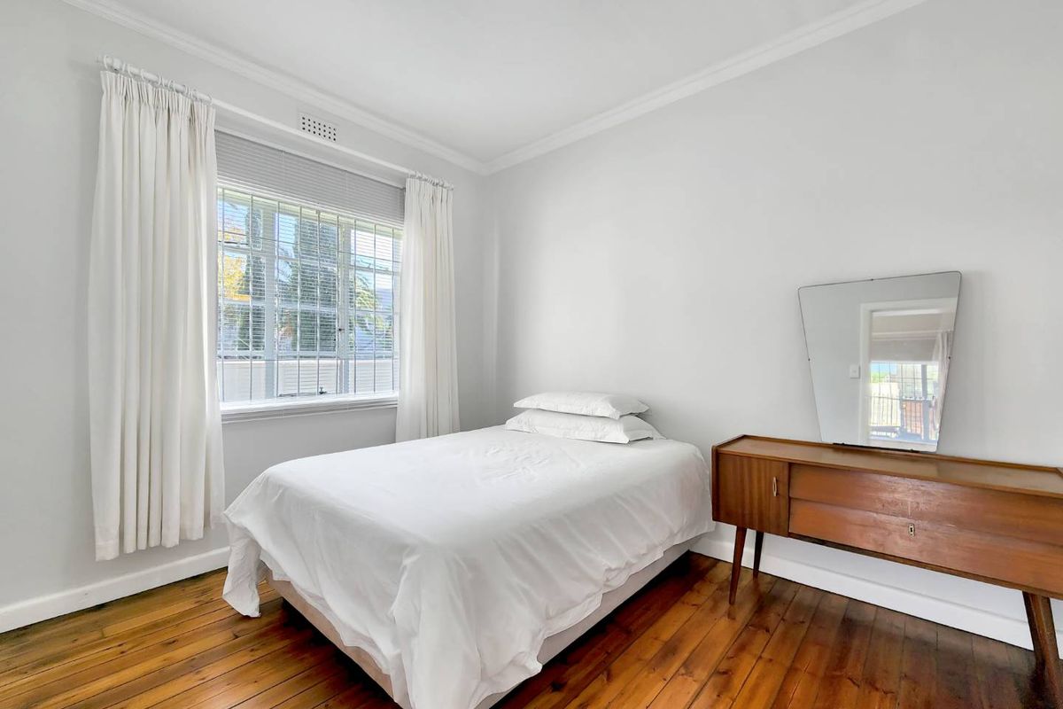 Neat and secure two bedroom apartment in Centreville - Photo 3