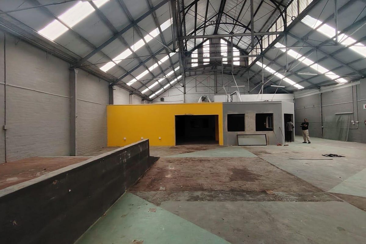 550 m2 Commercial Space in Durban's CBD - Photo 3