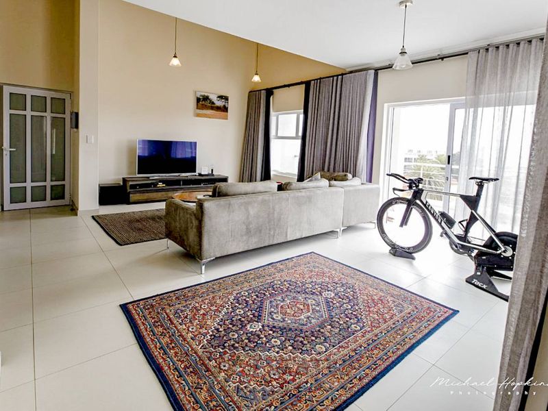 Penthouse For Sale in Central Swakopmund - Photo 4