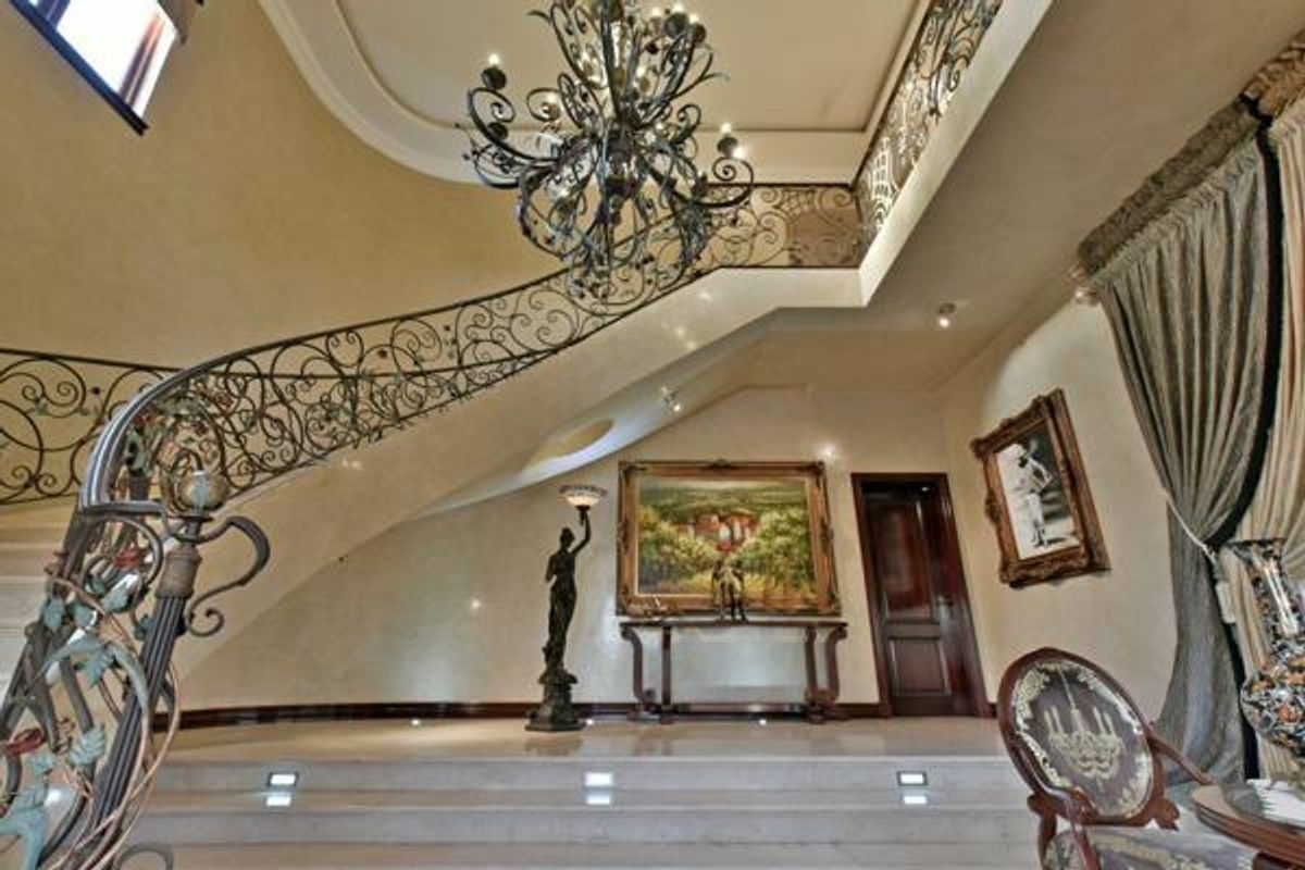 Discover Meyersdal's Gem: Where Luxury Meets Serenity! - Photo 5